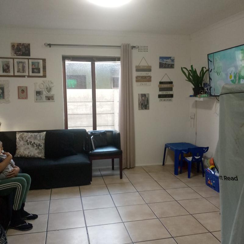 To Let 2 Bedroom Property for Rent in Weltevreden Valley Western Cape